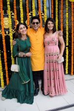Krystle D_Souza, Pooja Gor at Ekta Kapoor_s house for Ganpati celebration on 16th Sept 2018 (19)_5b9f4f436a0c2.JPG