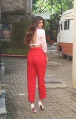 Shilpa Shetty spotted during a brand shoot in Mehboob studio, bandra on 17th Sept 2018 (7)_5ba093801383a.jpg