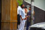 Saif Ali Khan with Taimur spotted at Saif_s house in bandra on 28th Sept 2018 (1)_5bae35145f618.JPG