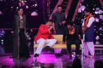 Ajay Devgan, Kajol on the sets of Indian Idol 10 at Yashraj studios in Andheri on 2nd Oct 2018 (36)_5bb46c9526025.JPG