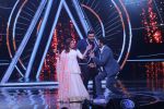 Arjun Kapoor & Parineeti Chopra on Indian Idol set at Yashraj studio in andheri on 8th Oct 2018
