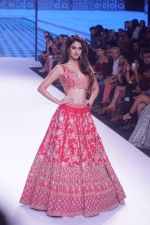Disha Patani Walk The Ramp As ShowStopper For Designer Kalki Fashion at BTFW on 15th Oct 2018