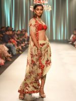 Model walk the ramp at Bombay Times Fashion Week (BTFW) 2018 Day 2 for Arpita Mehta Show on 16th Oct 2018  (12)_5bc6db545c314.jpg