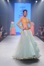 Model walk the ramp at Bombay Times Fashion Week (BTFW) 2018 Day 2 for Ashwini Reddy Show on 16th Oct 2018 (32)_5bc6db840bc7e.jpg