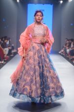 Model walk the ramp at Bombay Times Fashion Week (BTFW) 2018 Day 2 for Ashwini Reddy Show on 16th Oct 2018 (43)_5bc6db9226fb0.jpg