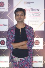 Sunny Leone Designer & Stylist hitendra kapopara spotted at BombayTimes Fashion Week 2018 on 17th Oct 2018 (4)_5bc836236d4d7.JPG