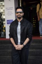 Ayushmann Khurrana at the promotion of film Badhaai Ho in Pvr Ecx In Andheri on 19th Oct 2018 (49)_5bcd845f94ac8.JPG