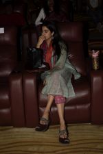 Janhvi Kapoor at the Screening Of Film Haat The Weekly Bazaar At The View In Andheri on 26th Oct 2018  (103)_5bd44f61accea.JPG