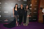 Alia Bhatt, Mahesh Bhatt, Meghna Gulzar at The Vogue Women Of The Year Awards 2018 on 27th Oct 2018 (399)_5bd6d5591455d.JPG