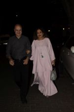 Anupam Kher, Kiron Kher spotted at Anil Kapoor_s house for Karvachauth celebration in Juhu on 27th Oct 2018 (158)_5bd6bd88b46d8.JPG