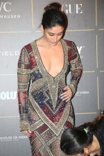 Kareena Kapoor at The Vogue Women Of The Year Awards 2018 on 27th Oct 2018 (358)_5bd6d4a949a29.JPG