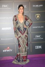 Kareena Kapoor at The Vogue Women Of The Year Awards 2018 on 27th Oct 2018 (368)_5bd6d4d7486d0.JPG