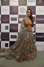 Malaika Arora Walk The Ramp As ShowStopper For Designer Kehia At The Wedding Junction Show on 28th Oct 2018 (20)_5bd6c088d3ff3.JPG