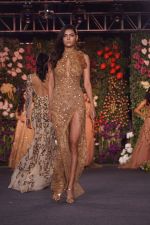 Model Walk The Ramp at The Wedding Junction Show on 27th Oct 2018 (27)_5bd6bd4aa93b0.JPG