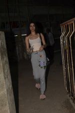 Khushi Kapoor spotted at Kromkay salon in juhu on 30th Oct 2018 (3)_5bd951752d610.JPG
