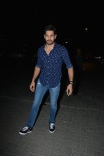 Sidharth Malhotra at Milap Zaveri_s Birthday party on 14th Nov 2018 (89)_5bed15329cb45.jpg