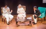 Amitabh Bachchan, Jaya Bachchan at The Launch Of Siddharth Shanghvi�s New Book The Rabbit & The Squirrel on 15th Nov 2018 (4)_5bee707326dd7.jpg