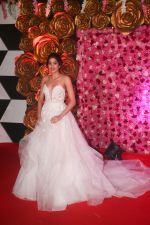 Janhvi Kapoor at the Red Carpet of Lux Golden Rose Awards 2018 on 18th Nov 2018 (7)_5bf3a71f1b883.jpg