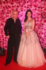 Nushrat Barucha, Mukesh Bhatt at the Red Carpet of Lux Golden Rose Awards 2018 on 18th Nov 2018