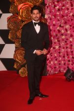 Sidharth Malhotra at the Red Carpet of Lux Golden Rose Awards 2018 on 18th Nov 2018 (72)_5bf3a9455fcbb.jpg