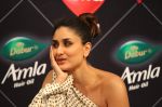  Kareena Kapoor at the Launch of Ishq 104.8 FM Upcoming Show What Women Want on 20th Nov 2018 (27)_5bf50061212bb.jpg