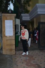 Kareena Kapoor spotted at bandra on 21st Nov 2018
