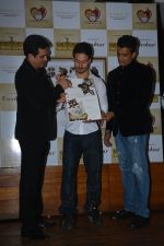 Tiger Shroff at the launch of Hand Painted Animal Calendar By Filmmaker Omung Kumar on 21st Nov 2018 (152)_5bf65ea3235a9.JPG