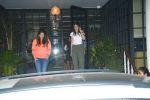 Ananya & Bhavna Panday Spotted At Soho House In Juhu on 4th Dec 2018 (7)_5c08c4524cee0.jpg