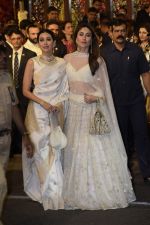 Kareena Kapoor, Karisma Kapoor at Isha Ambani and Anand Piramal_s wedding on 12th Dec 2018 (96)_5c12164617462.JPG