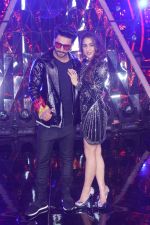 Ranveer Singh, Sara Ali Khan At the Promotion of Film SIMMBA On the Sets Of Indian Idol on 13th Dec 2018