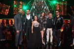 Ranveer Singh, Sara Ali Khan, Rohit Shetty, Manish Paul, Neha Kakkar At the Promotion of Film SIMMBA On the Sets Of Indian Idol on 13th Dec 2018 (25)_5c121c71967c6.JPG
