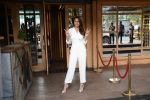 Sonakshi Sinha spotted at Hoot in juhu on 15th Dec 2018 (17)_5c1744099271c.JPG