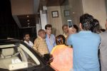 Jeetendra surrounded by fans outside his office on 16th Dec 2018 (2)_5c1892c851f28.JPG