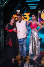 Geeta Kapoor, Shilpa Shetty, Anurag Basu at the Launch of Super Dancer Chapter 3 in Reliance studio filmcity goregaon on 19th Dec 2018 (20)_5c1b428030638.JPG