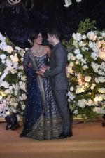 Priyanka Chopra and Nick Jonas at Wedding reception in Mumbai on 19th Dec 2018 (12)_5c1b3893e5ad7.jpg