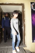 Hrithik Roshan & Sussanne with sons spotted at pvr juhu on 30th Dec 2018 (11)_5c2c7447b4536.JPG
