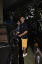 Rohit Dhawan & wife spotted at pvr juhu on 30th Dec 2018 (4)_5c2c74643f582.JPG