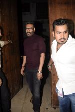 Ajay Devgan at Bobby Deol_s birthday party at his home in juhu on 27th Jan 2019 (36)_5c50043779a82.JPG