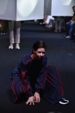 Kalki Koechlin Walks Ramp for Designer Bodice at Lakme Fashion Week 2019 on 3rd Feb 2019 (11)_5c593d72b1236.jpg
