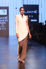 Model walk the Ramp for Anushree Reddy at Lakme Fashion Week 2019 on 2nd Feb 2019  (15)_5c593c43bb669.jpg