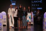 Pooja Hegde at Lakme Fashion Week 2019 Day 2 on 2nd Feb 2019 (24)_5c593b8f5e723.jpg