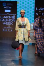 at Lakme Fashion Week 2019 Day 2 on 2nd Feb 2019 (52)_5c593a13418d4.jpg