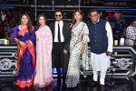 Anil Kapoor, Madhuri Dixit, Shilpa Shetty, Anurag Basu, Geeta Kapoor on sets of Super Dancer chapter 3 on 11th Feb 2019 (38)_5c6274e575e3c.jpg
