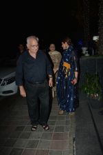 Raveena Tandon with her parents & kids spotted at Hakkasan in bandra on 17th Feb 2019 (13)_5c6a63bc2deef.jpg