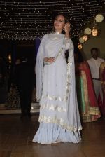 Sonakshi Sinha_s wedding reception in four bungalows, andheri on 17th Feb 2019 (82)_5c6a6482d6fd5.jpg