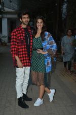 Kartik Aaryan & Kriti Sanon spotted at macdock office for promotion of film Lukka Chuppi on 19th Feb 2019 (27)_5c6d09ca610f3.jpg