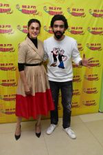 Taapsee Pannu, Singer Amaal Malik at the Song Launch Of Movie Badla on 20th Feb 2019 (13)_5c6fa23d2868a.jpg