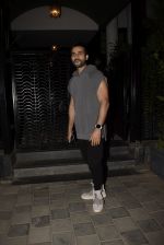 Karan Tacker spotted at Soho House juhu on 27th Feb 2019 (1)_5c77885118f0c.jpg