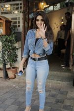 Nidhhi Agerwal spotted at fable juhu on 27th Feb 2019 (9)_5c77886aa57eb.jpg