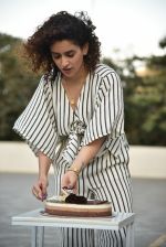 Sanya Malhotra Celebrate Birthday With Media on 26th Feb 2019